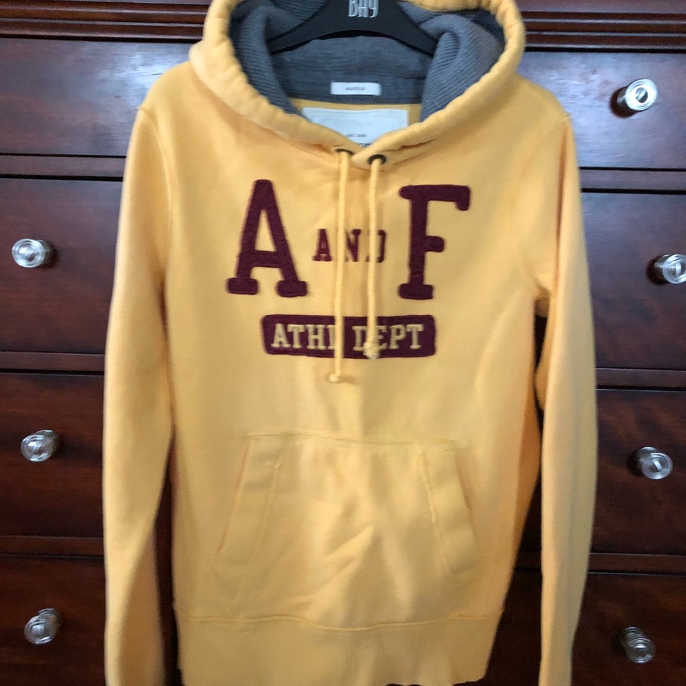 A&F sweater